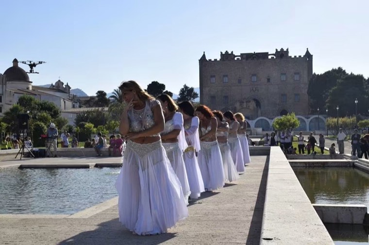 In sala — corso di danza orientale a Palermo — foto 55